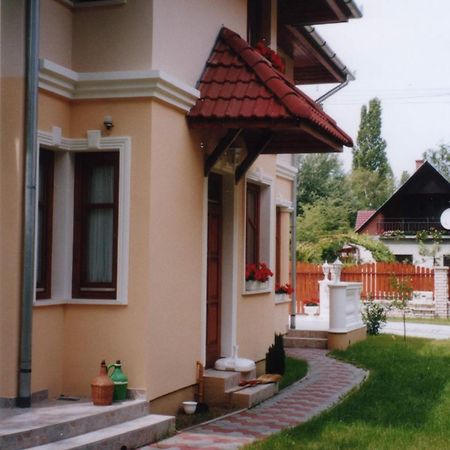 Dessewffy Guesthouse Zamardi Exterior photo