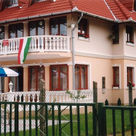 Dessewffy Guesthouse Zamardi Exterior photo